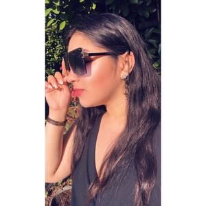 Meet your Posher, Cathie